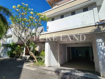 FB14001 1000m2 Strategic Commerce Building in Kuta