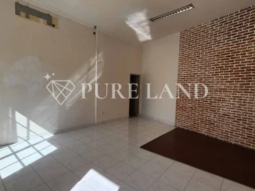 FB14001 1000m2 Strategic Commerce Building in Kuta