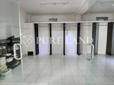 FB14001 1000m2 Strategic Commerce Building in Kuta