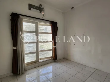 FB14001 1000m2 Strategic Commerce Building in Kuta