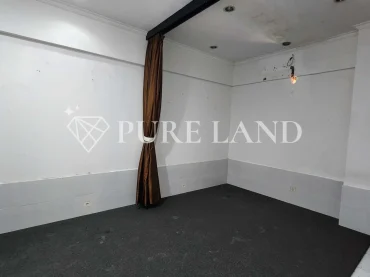 FB14001 1000m2 Strategic Commerce Building in Kuta