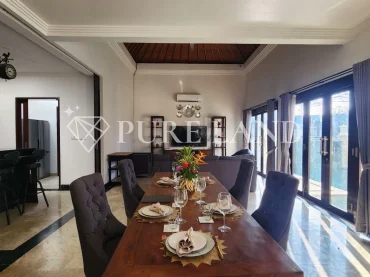 FB14002 4BR Luxury Residence Near the Airport