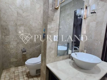 FB14002 4BR Luxury Residence Near the Airport