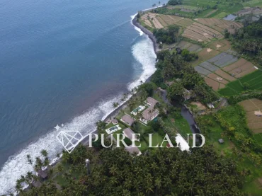 40 Are Beachfront Land in Karangasem