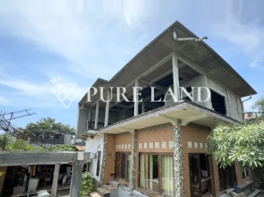 4BR House With a View in Klungkung