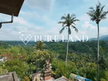 4BR House With a View in Klungkung