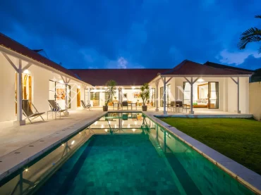LB01005 3BR Turnkey Villa with spacious garden in Canggu