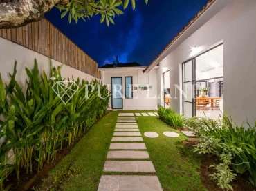 LB01005 3BR Turnkey Villa with spacious garden in Canggu