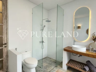 LB01006 4+2BR Grand Tropical Villa in Buduk, Canggu