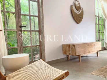 LB01006 4+2BR Grand Tropical Villa in Buduk, Canggu