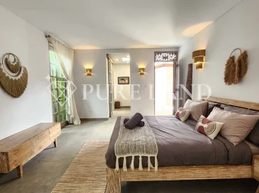 LB01006 4+2BR Grand Tropical Villa in Buduk, Canggu