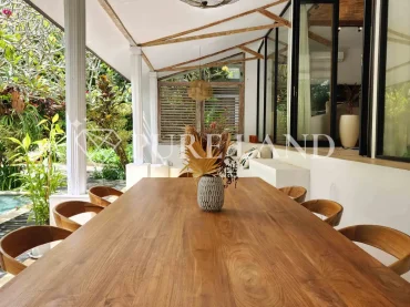 LB01006 4+2BR Grand Tropical Villa in Buduk, Canggu