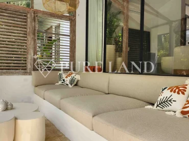 LB01006 4+2BR Grand Tropical Villa in Buduk, Canggu