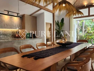 LB01006 4+2BR Grand Tropical Villa in Buduk, Canggu