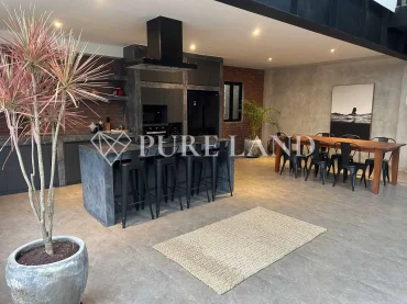 LB01007 3BR Classy Loft Villa in Central Canggu