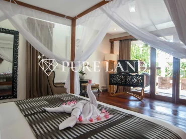 LB02001 4BR Luxurious Villa in Seminyak