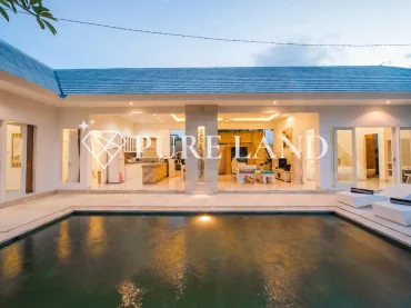 3BR Modern Villa with View in Ubud