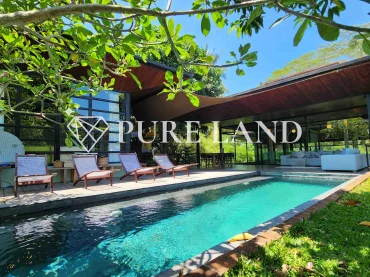 3BR Iconic Designer's Villa in Ubud