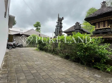 LB18001 2BR Enchanting Villa in Kedungu Beach