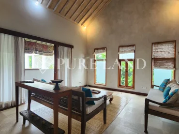 LB18001 2BR Enchanting Villa in Kedungu Beach