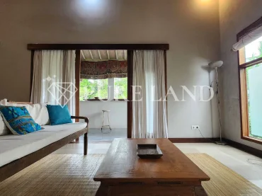 LB18001 2BR Enchanting Villa in Kedungu Beach