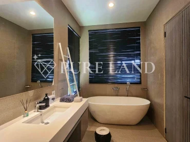 LB20002 5BR Luxury Villa in Padonan, Canggu