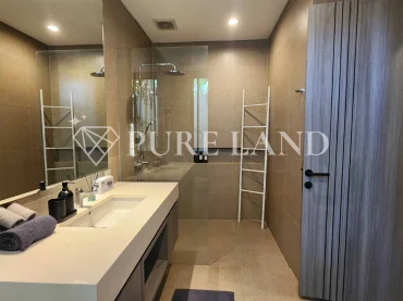 LB20002 5BR Luxury Villa in Padonan, Canggu