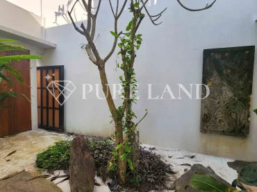 LB20002 5BR Luxury Villa in Padonan, Canggu