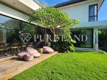 LB20002 5BR Luxury Villa in Padonan, Canggu