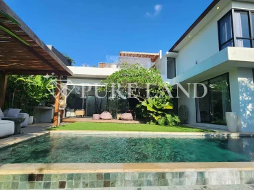 LB20002 5BR Luxury Villa in Padonan, Canggu