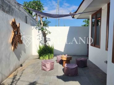 LB20003 2BR Brand New Aesthetic Padonan Villa