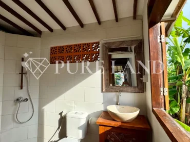 LB21001 5 Bedrooms Ocean View Villa in Nusa Penida