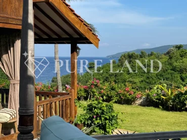 LB21001 5 Bedrooms Ocean View Villa in Nusa Penida