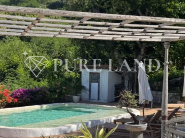 LB21001 5 Bedrooms Ocean View Villa in Nusa Penida