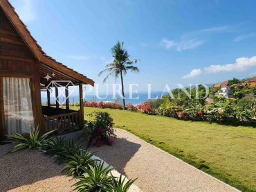 LB21001 5 Bedrooms Ocean View Villa in Nusa Penida