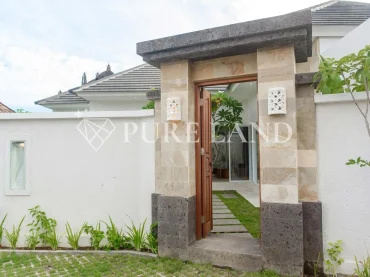 LR03013 2BR Villa with Ricefield view in Sanur
